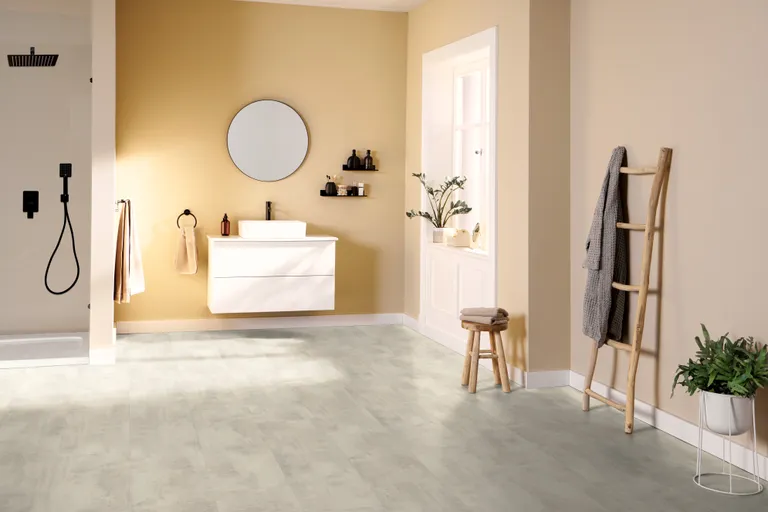 EGGER Klick-Designboden Aquadura+ Hybridboden EDF305 Chromix weiss 4