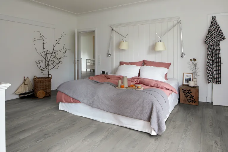 EGGER Laminat NatureSense Aqua EL1028 Avery Eiche grau 5