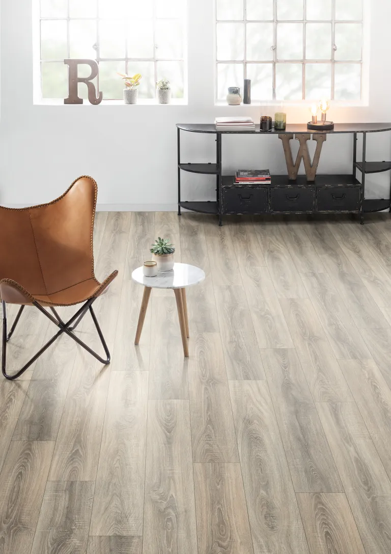 EGGER Laminat NatureSense EL1056 Bardolino Eiche grau 4