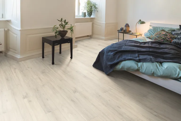 EGGER Laminat NatureSense EL1062 Kreideeiche 4