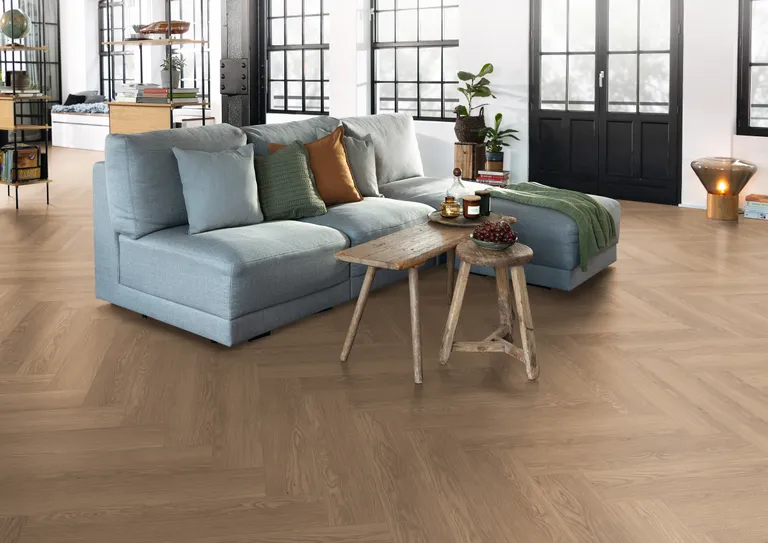 EGGER Laminat NatureSense Herringbone EL2134 Baronia Eiche braun 4