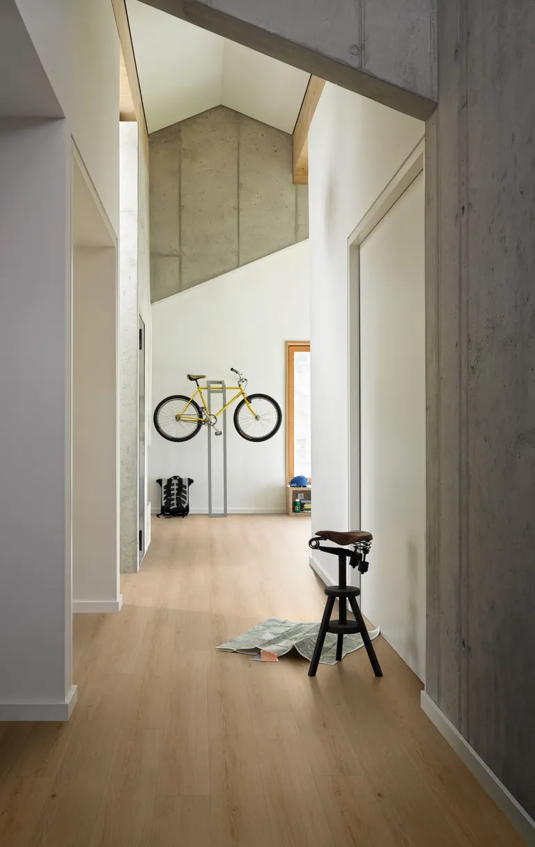 PARADOR Klick-Vinylboden SPC Basic 5.3 Eiche Studioline geschliffen gebürstete Struktur Landhausdiele 1