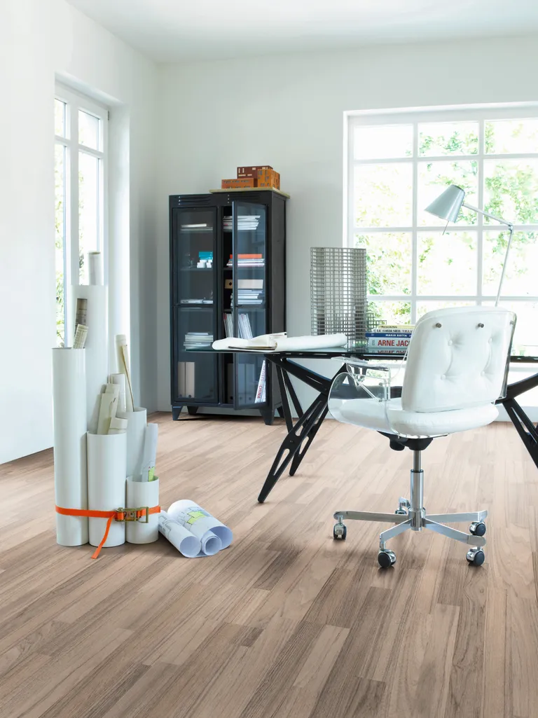 PARADOR Laminat Basic 400 Ocean Teak seidenmatte struktur Schiffsboden 2
