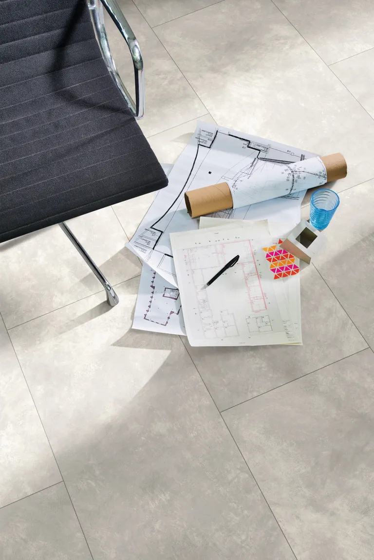 PARADOR PVC freier Klick-Designboden Modular ONE Hydron Beton hellgrau Steinstruktur Fliese 2