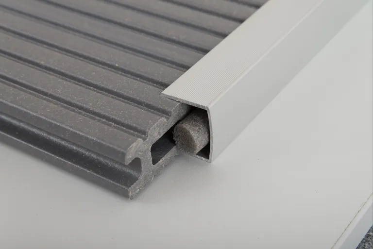 Kovalex Terrassendielen WPC Seitenabschluss Aluminium U- Profil 26 mm 2