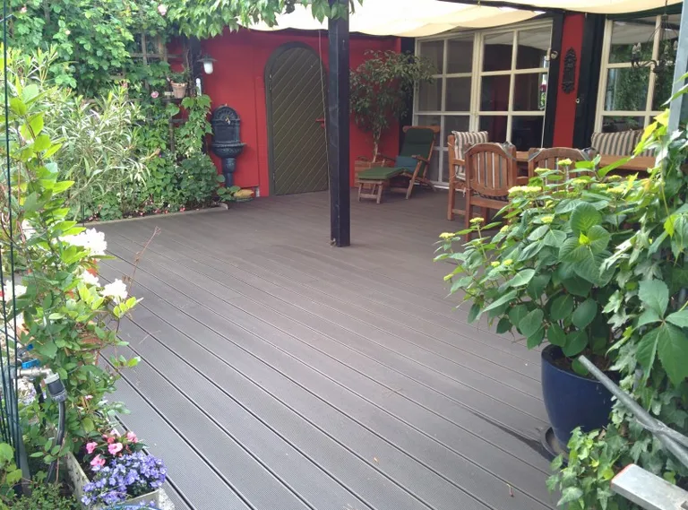 HORI Terrassendielen WPC/BPC Vollprofil massiv dunkelgrau-braun 20 x 145 mm 3