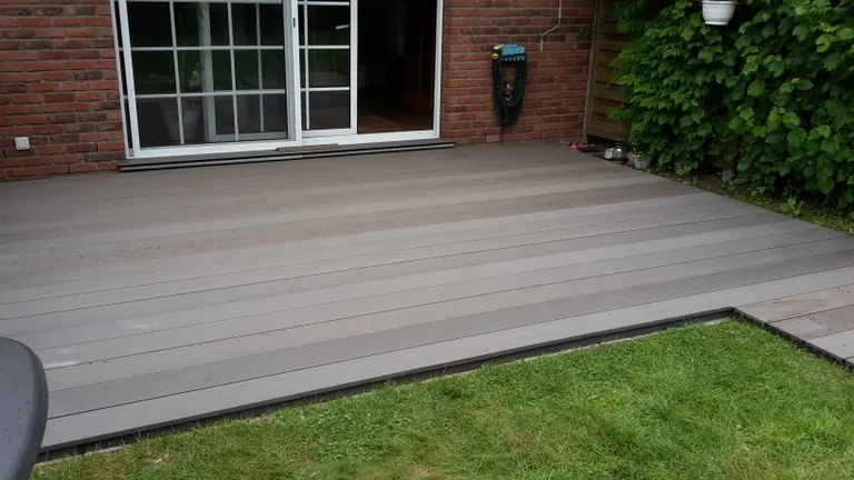 Lignodur terrafina Terrassendielen WPC Massiv XL Fein Graubraun 21x196mm 2