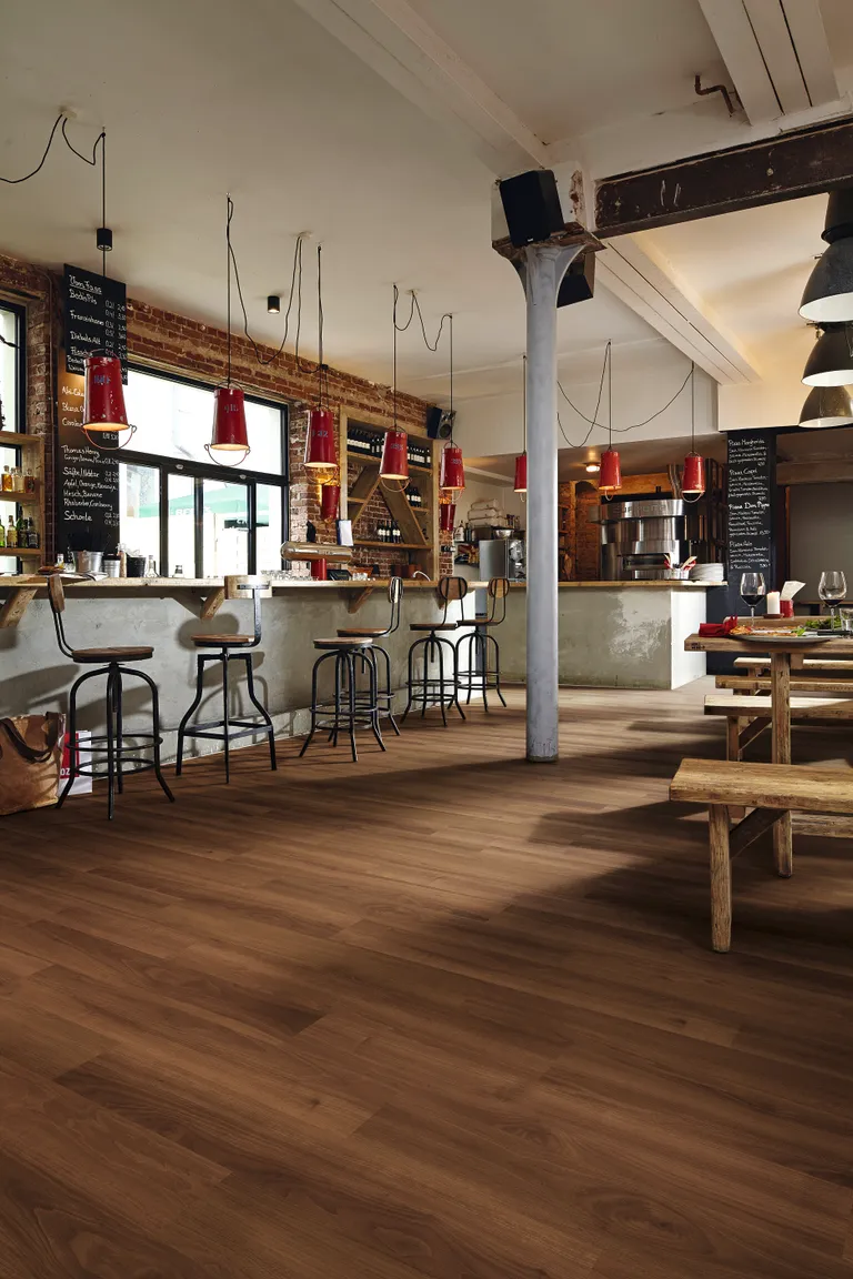 MEISTER Laminat LC 150 Nussbaum 6440 Landhausdiele 2