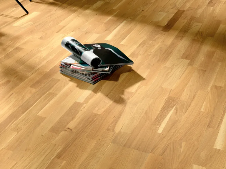 HORI Parkett Eiche Variant Schiffsboden UV geölt gebürstet 3