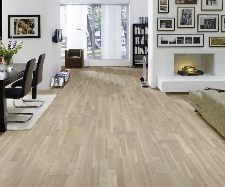 HORI Parkett 300 Esche weiß Basic Schiffsboden versiegelt 3