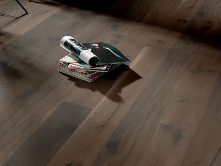 HORI Parkett Eiche Altholz Carbon gebürstet Landhausdiele rauchschwarz geölt 3