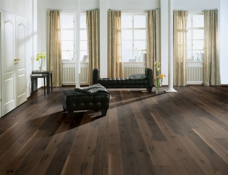 HORI Parkett Eiche Altholz Carbon gebürstet Landhausdiele rauchschwarz geölt 5