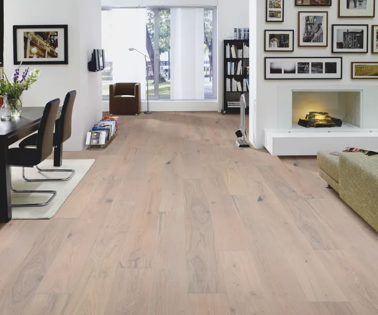 HORI Parkett Eiche Landhausdiele Country gebürstet extra weiss geölt 4