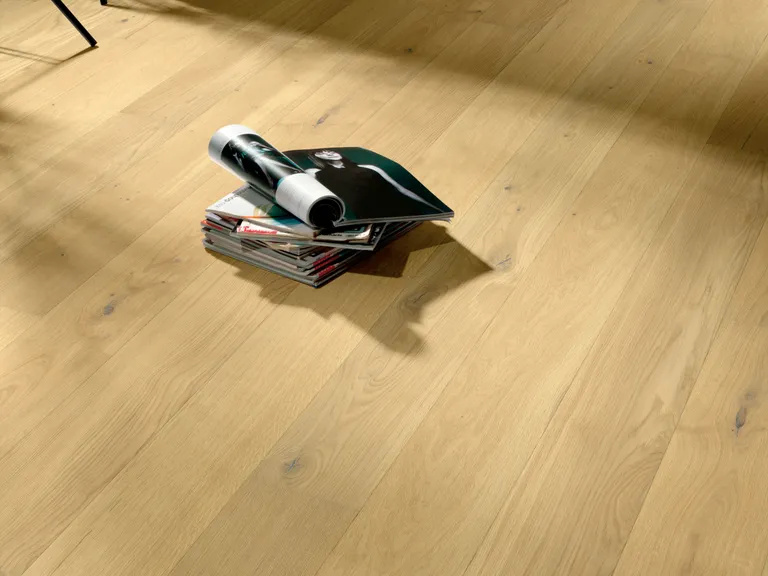 HORI Parkett Eiche Variant Weiss Landhausdiele gebürstet UV-geölt 2. Wahl 3
